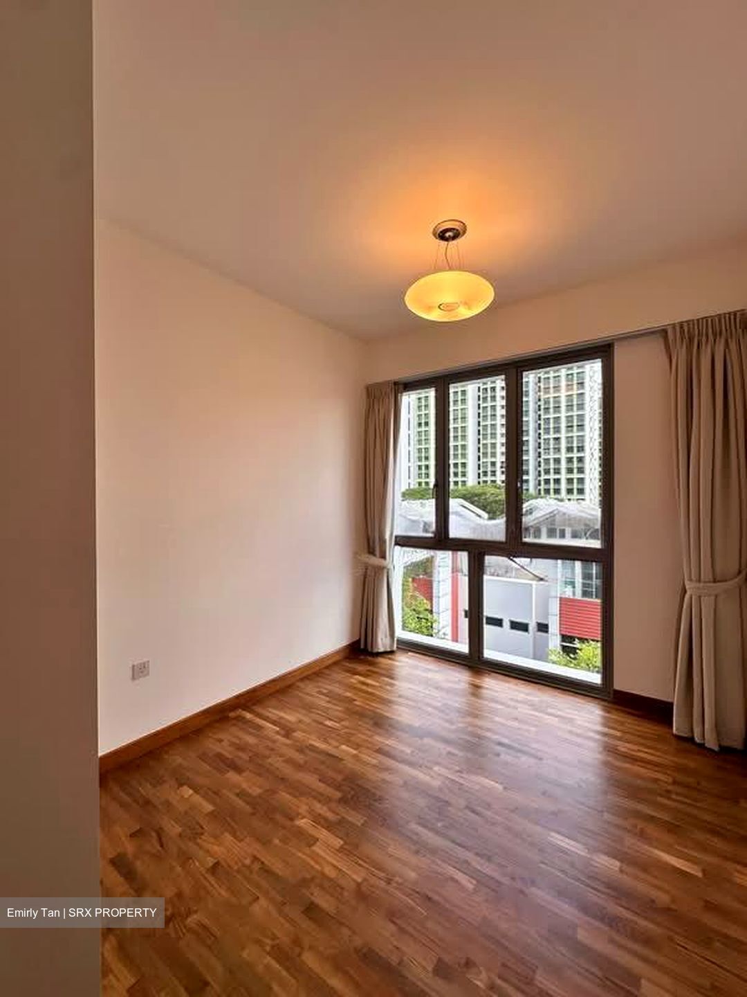 Woodhaven (D25), Condominium #556843121